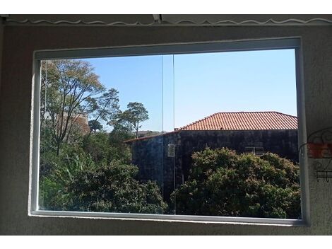 Venda de Janelas de Vidro no Aeroporto